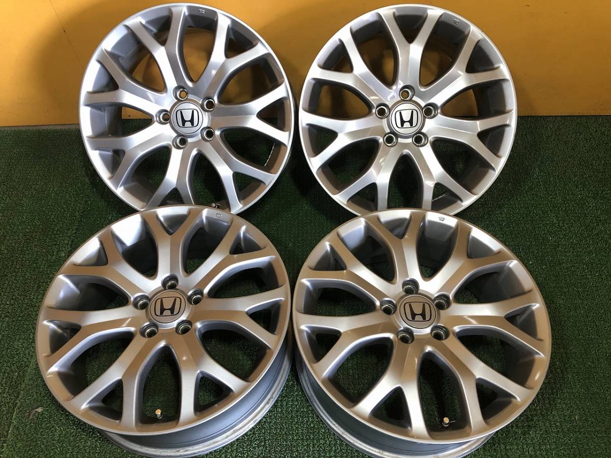 オデッセイ アブソルート純正18インチ