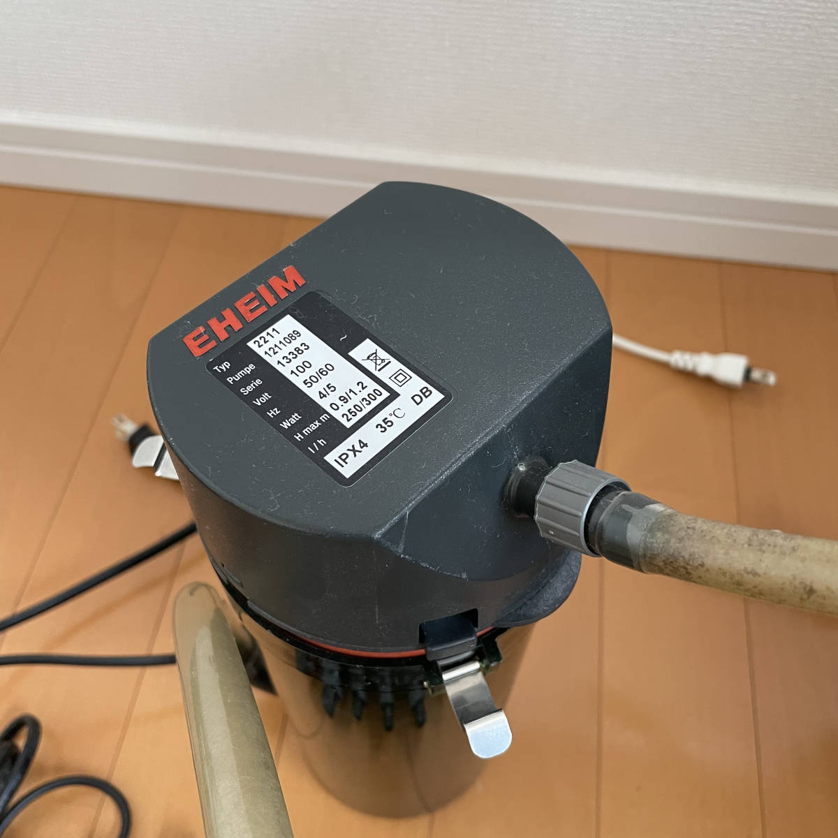 エーハイム2215とサブフィルタービルトインヒーター仕様】