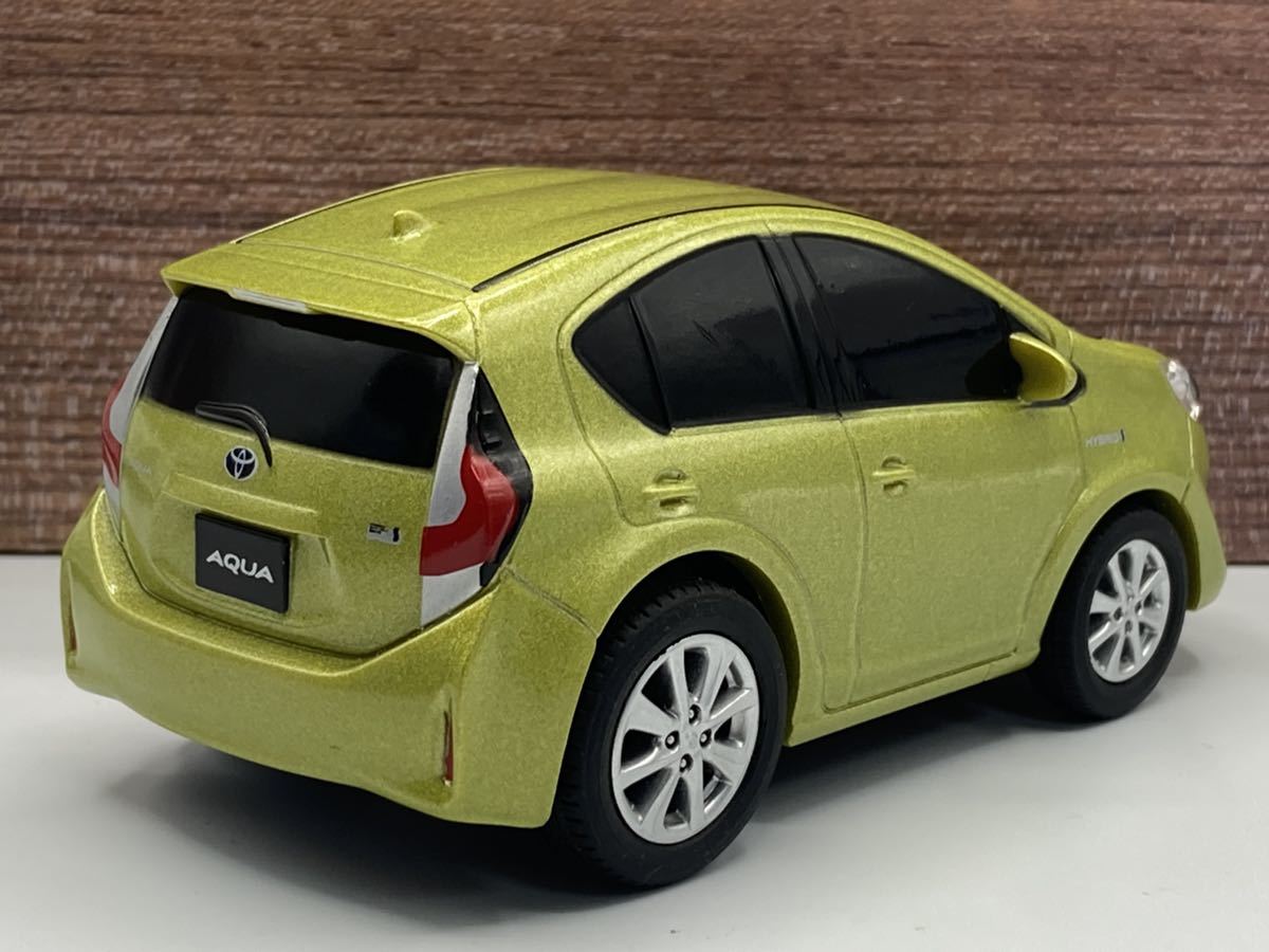 即決有☆プルバックカー TOYOTA トヨタ アクア AQUA グリーン