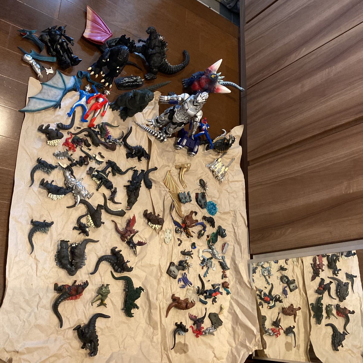 ゴジラ ウルトラマン ソフビ レア 20年前 ジャンク 高額 バンダイ