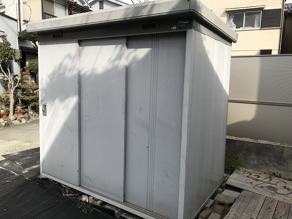 傷や汚れあり （詳細）】大阪 訳アリ☆イナバ物置 MBW-30.30H W2210
