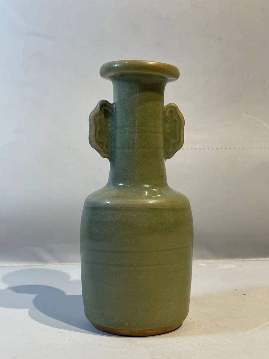 【美品】古朝鮮　花瓶 明治期 里帰り品 薩摩焼 小岩（造）金彩色絵人文花瓶 花器 華