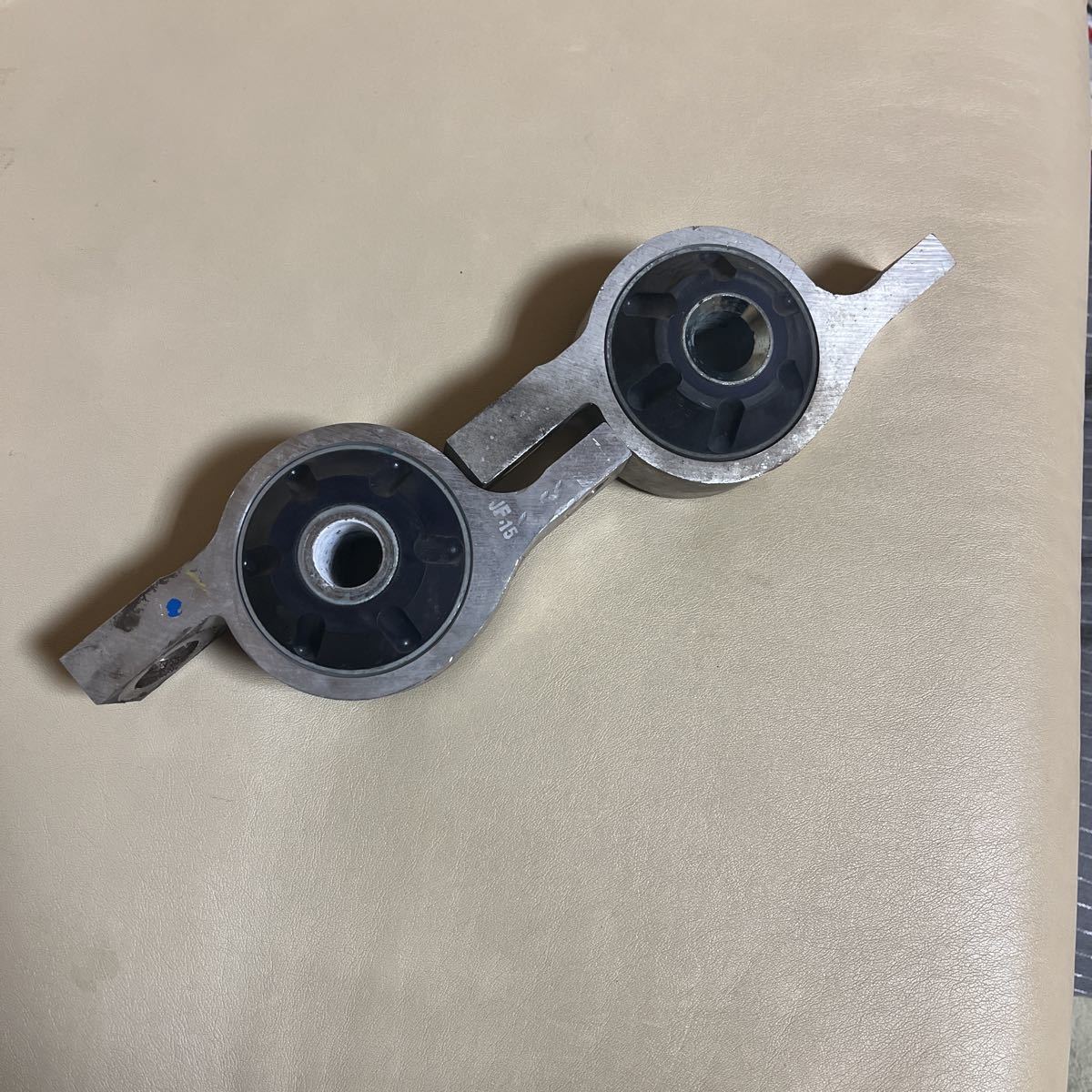 美品 ゴールデンヒップス 後ろから前から 8cm シングル