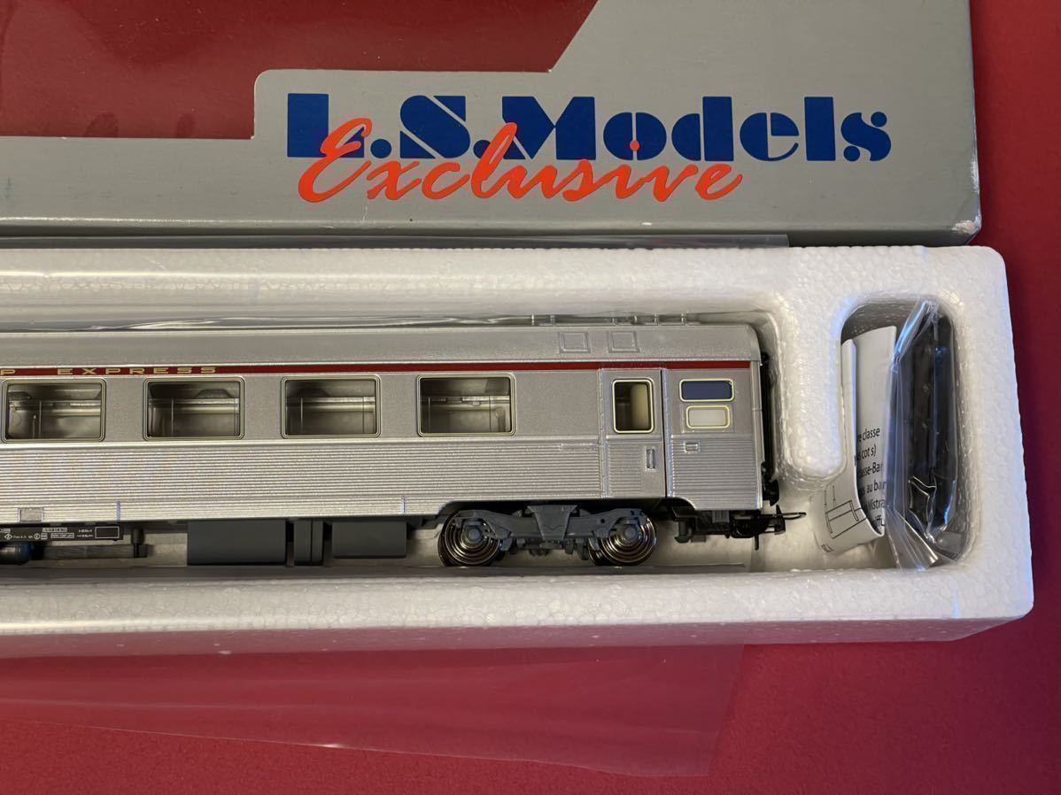 ミストラル６９形客車　９両編成 ミストラル69形客車 9両編成 フランスのTEE【ミストラル】 | 地球