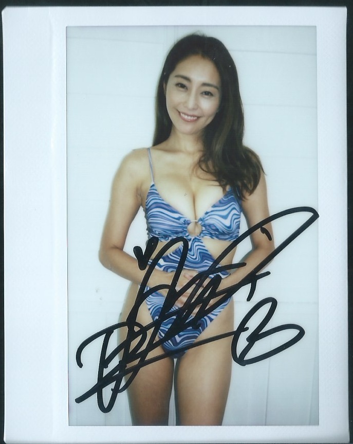 【水着チェキ】【激カワ】橋本梨菜 直筆サイン入り チェキ 3 水着チェキ】【激カワ】橋本梨菜 直筆サイン入り チェキ 3 サイン