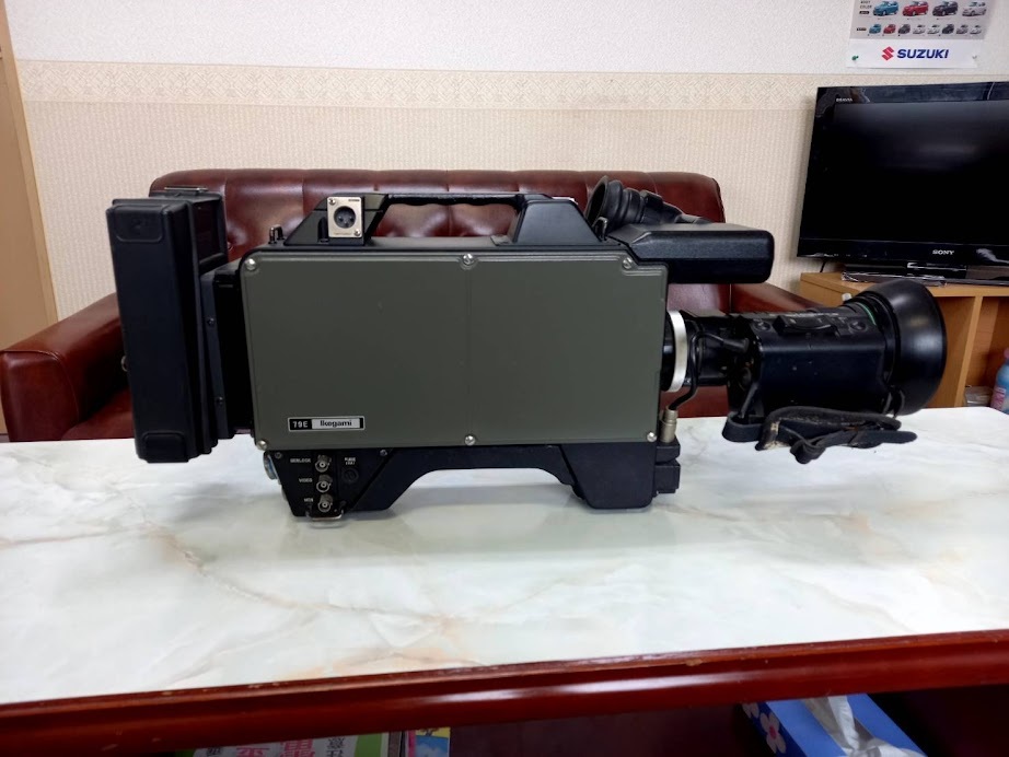 傷や汚れあり】Ikegami/池上通信機・プランビコン撮像管放送用テレビ