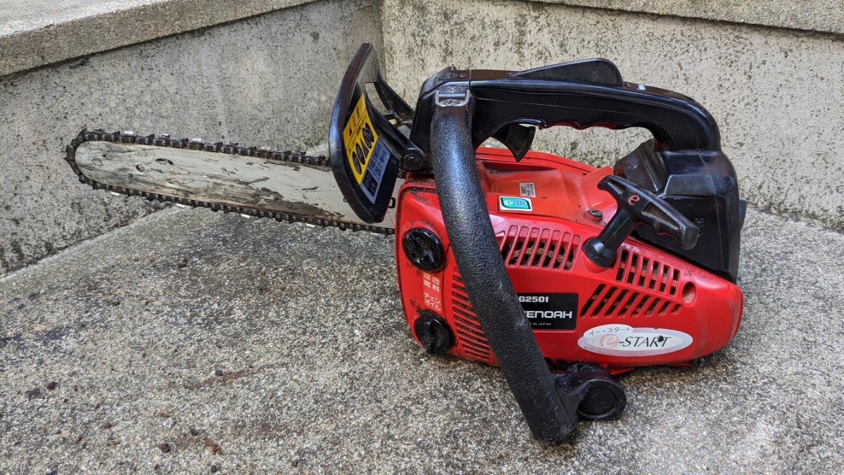 ゼノア G3700EZ チェンソー エンジン エンジンがかかります。