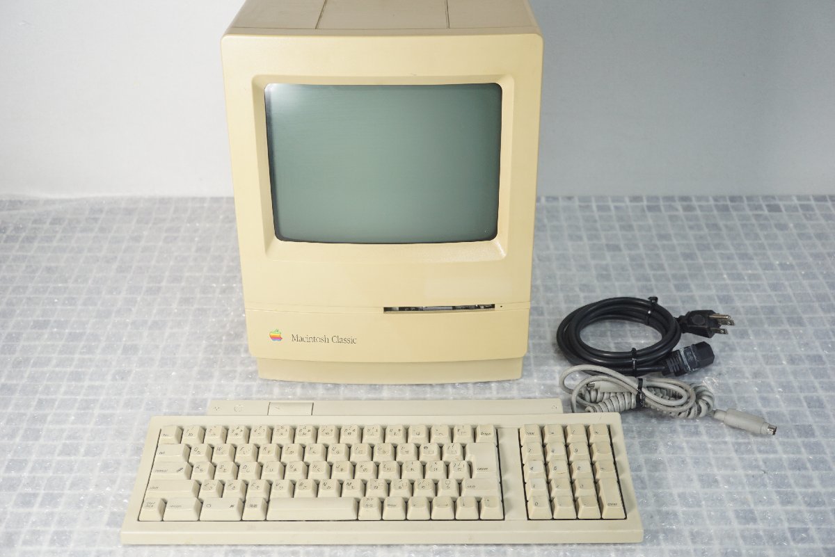 クラシックな Macintosh を現代のファンメイド広告で再考