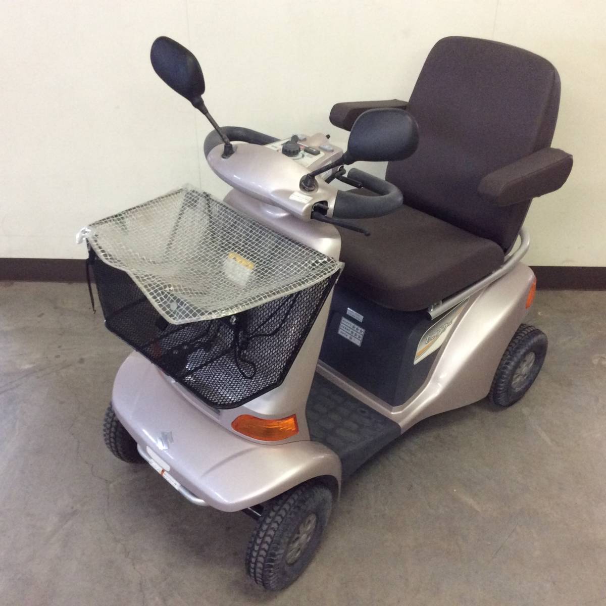 スズキ セニアカー ET4D7 2017年製造 シニアカー