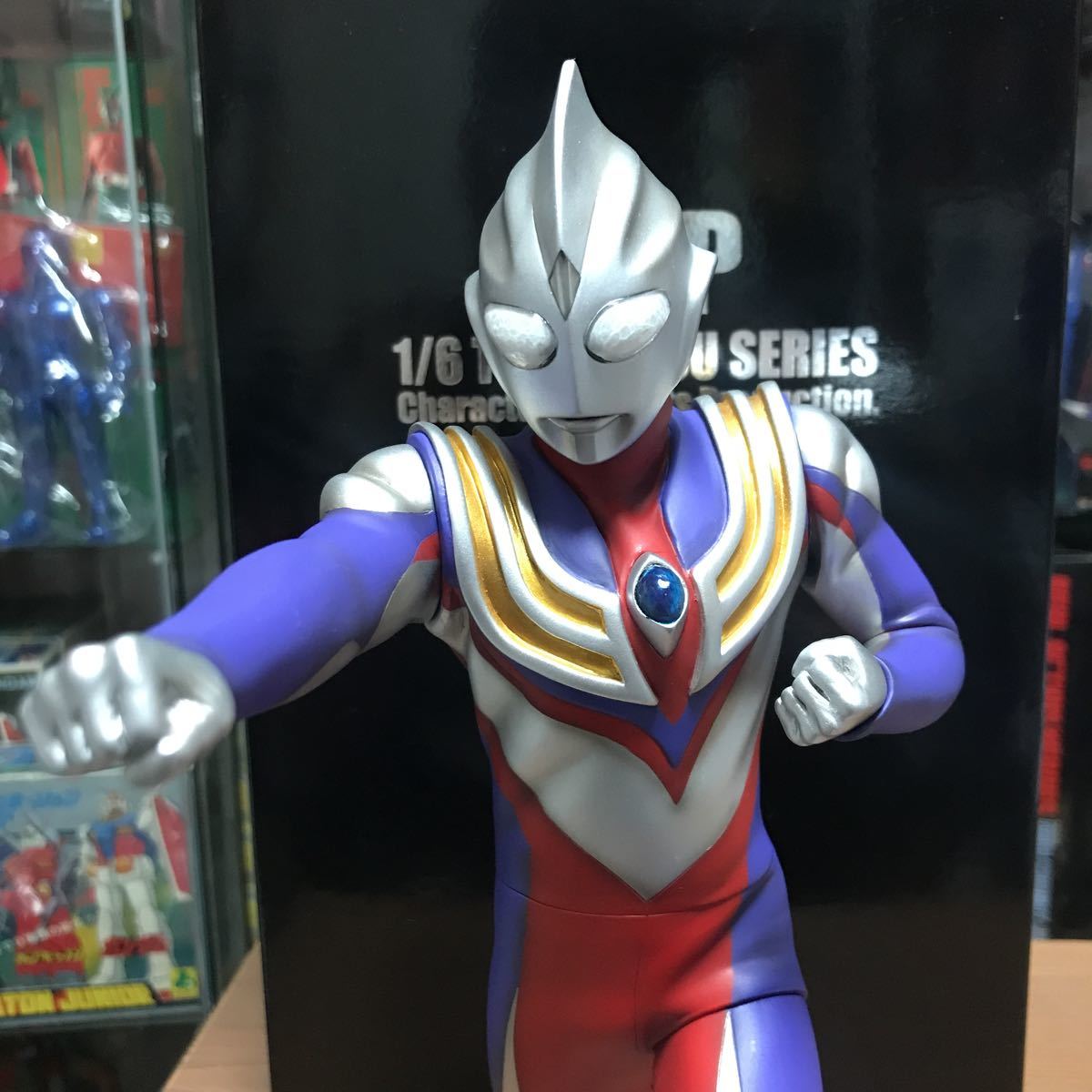 CCP ウルトラマンティガグリッターボンバーVer. 発光ギミック付き