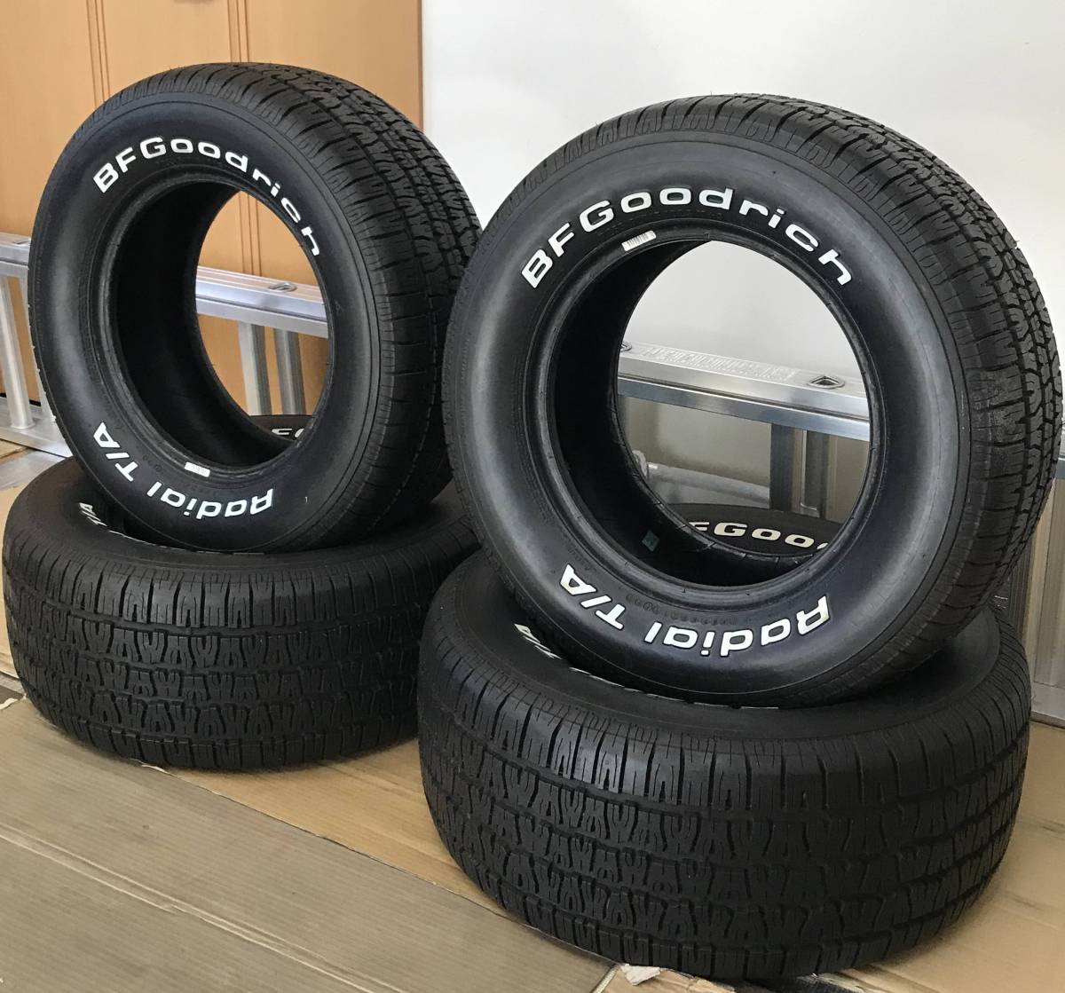 【未使用に近い】即決 255/60R15 275/60R15 グッドリッチ radial t/a シェビー ダッジ カマロ エルカミ アメ車 ...