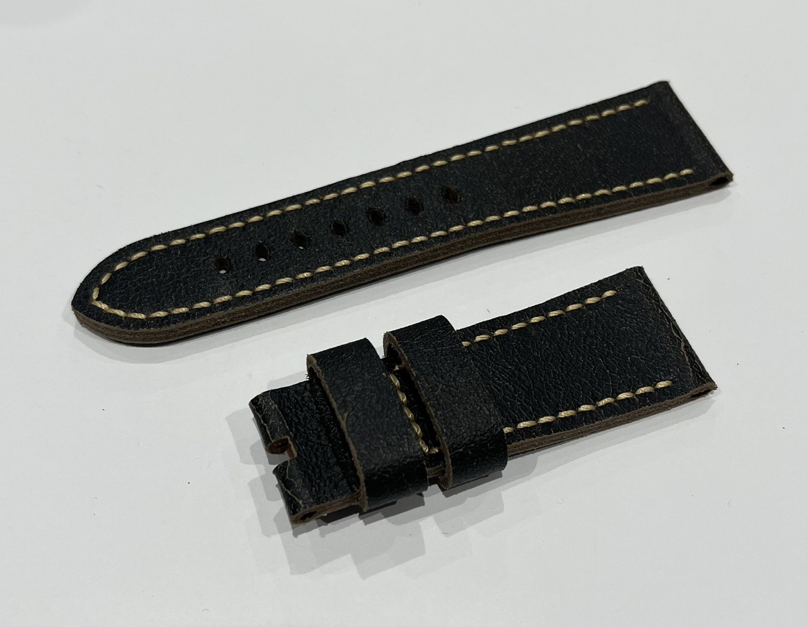 パネライ 純正ラバーベルト 26/22 パネライ 純正 ラバーベルトラグ幅26