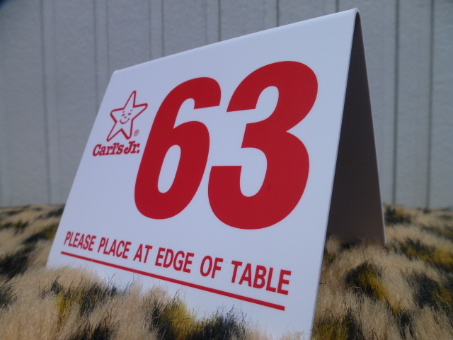 Carl's Jr. カールスジュニア 番号札「65」テーブルナンバー 卓上