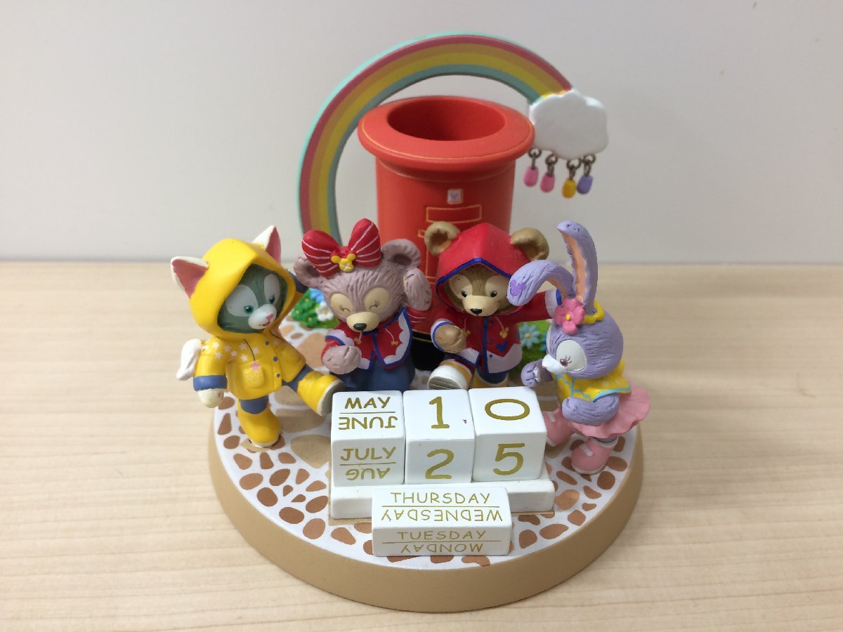 T上海 ディズニー ダッフィー＆フレンズ 万年カレンダー ペンスタンド やや傷や汚れあり】ディズニー 海外 上海ディズニー ダッフィー