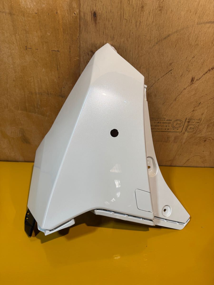 M900 リア バンパー トール ルーミー W24 パールホワイト 中古 M900 リア バンパー トール ルーミー W24 パールホワイト 傷や