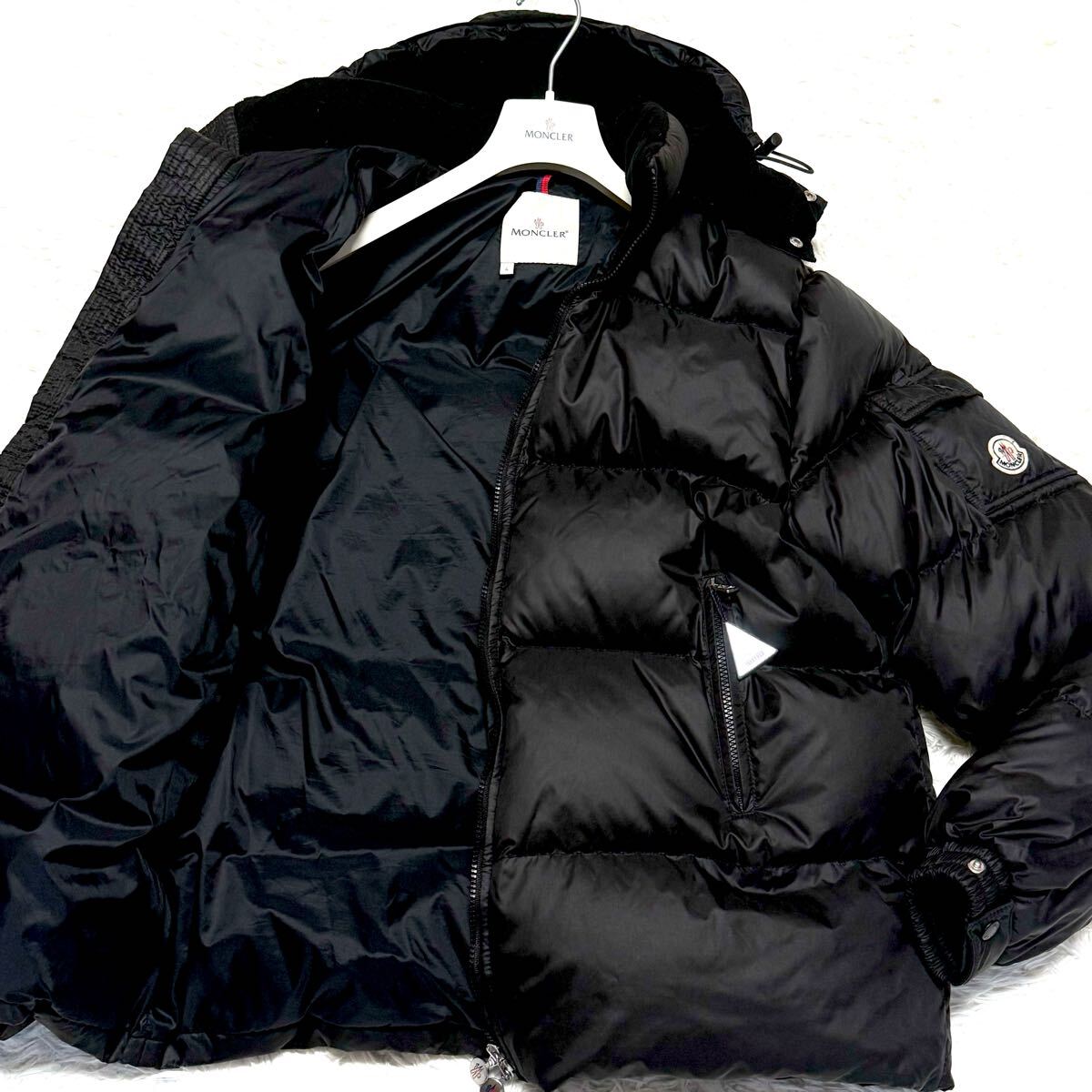 良品 MONCLER /