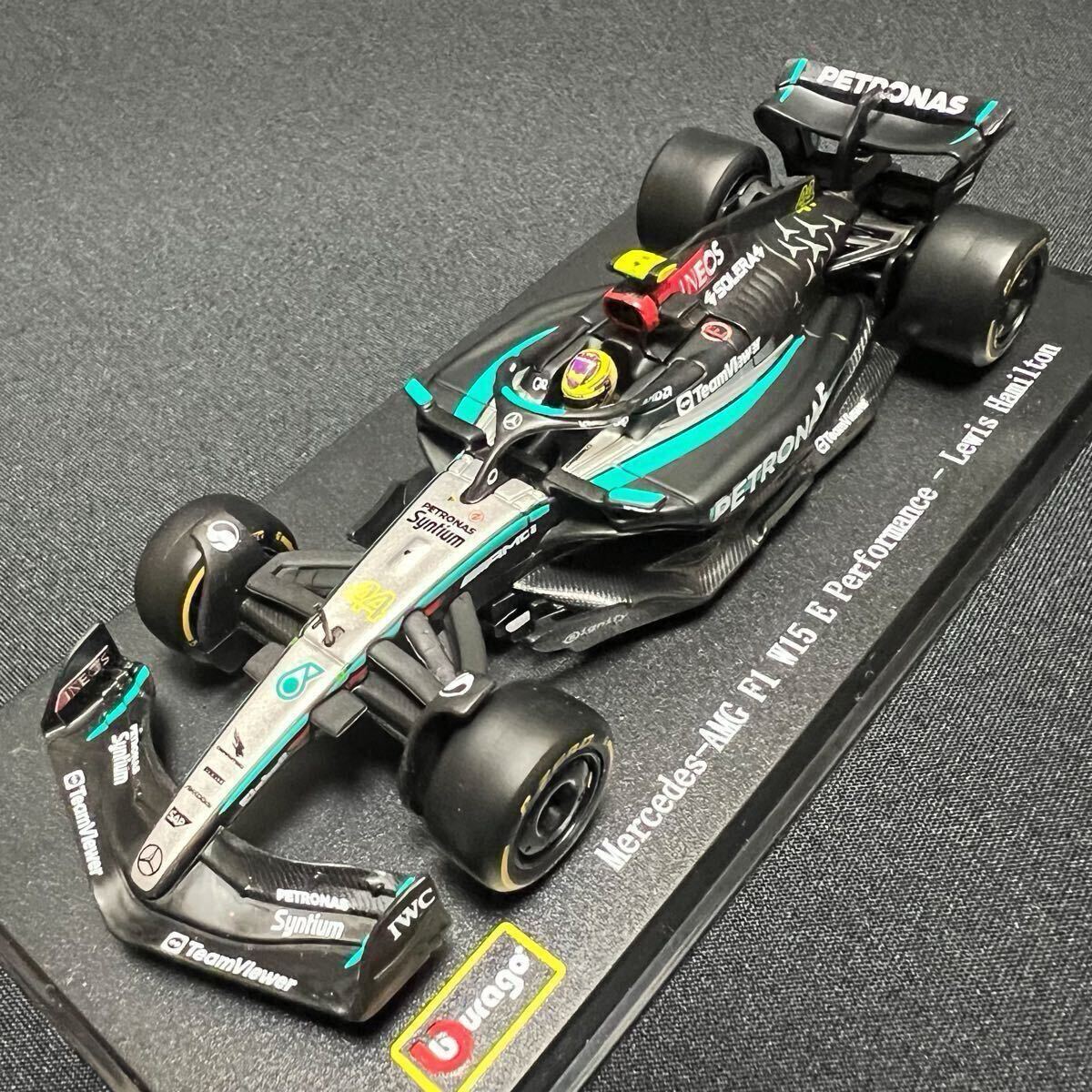 ルイス・ハミルトン 直筆サイン入り写真 COA証明書付き F1レーサー 