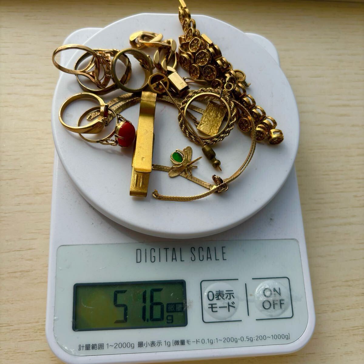 アクセサリー　イミテーション　まとめ売り　重量　約3.2kg　ジャンク アクセサリーイミテーションまとめ売り重量約3.2kgジャンク