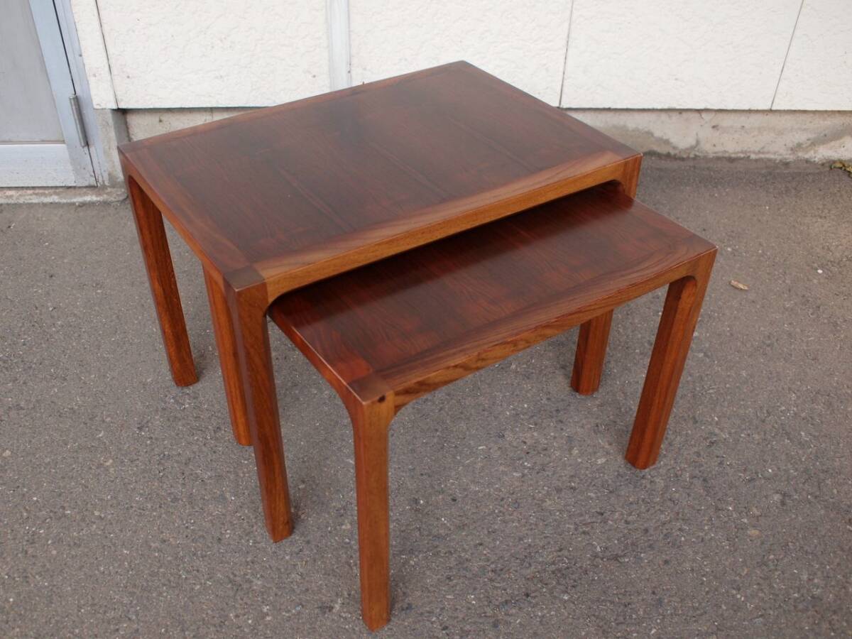 ■Cassina/カッシーナ■マルセルT　ネストテーブル　ガラス　1個欠品 □Cassina/カッシーナ□マルセルT ネストテーブル ガラス 1個欠