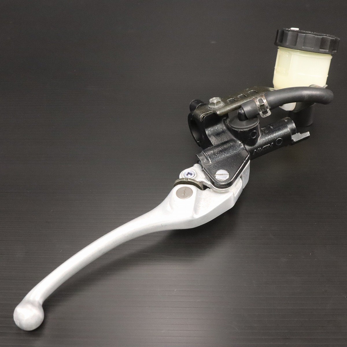 K611 ファン待望の！初代 ダイハツ ミゼット ★ MP ブレーキSW付 ブレーキ マスター Assy ＯＨ施工済み品 ★ MP4 MP5 旧車 三輪 昭和レトロ 旧車 ミゼット | 愛車紹介 - みんカラ