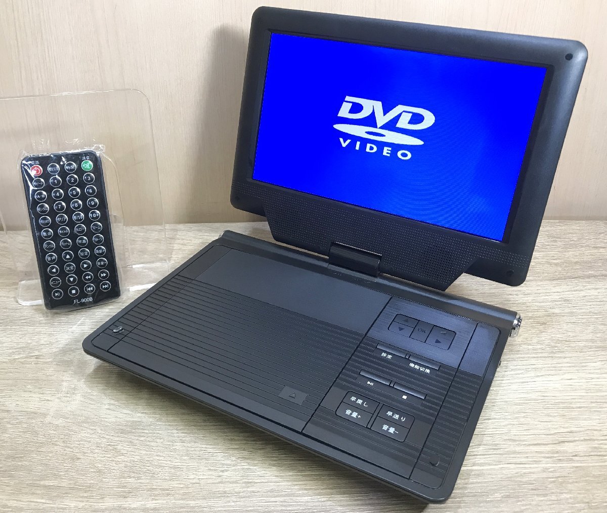 未使用品】ディズニー カーズ 9インチ フルセグ ポータブルDVD