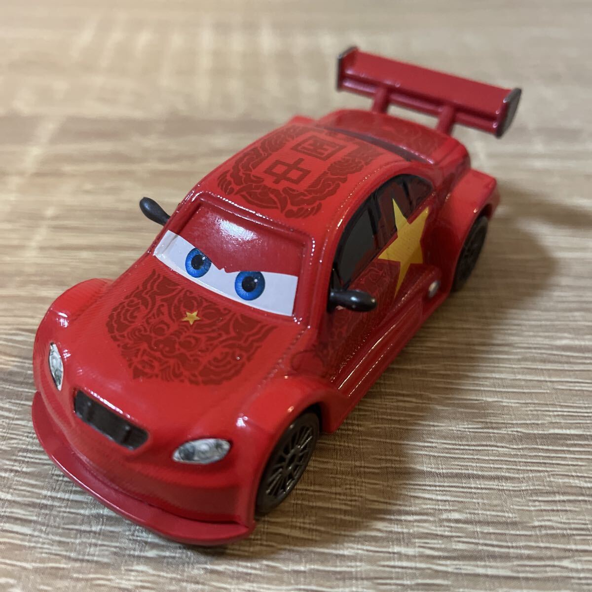 カーズミニカーマテルマックィーン、中国、ロン　ジー 、LONG GE日本ペイント 新品】マテル カーズ ロン ジー LONG GE 特級珍蔵 MATTEL CARS