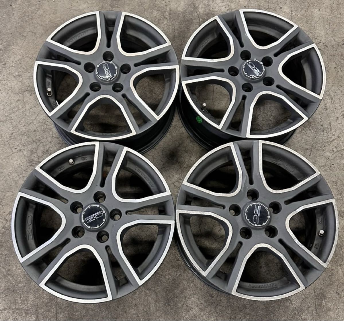 RENAULT ルノー ルーテシア 純正アルミホイール 17 7J +44 PCD 4/100