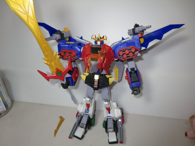 HG 1/300 超熱血合体 キングゴウザウラー ＜メッキ＆部分塗装＞ 完成品