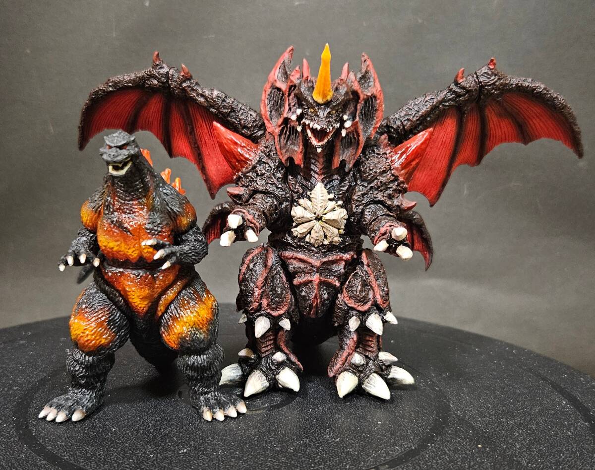 HG ゴジラ デストロイア リペイント 完成品 デスゴジの落札情報詳細