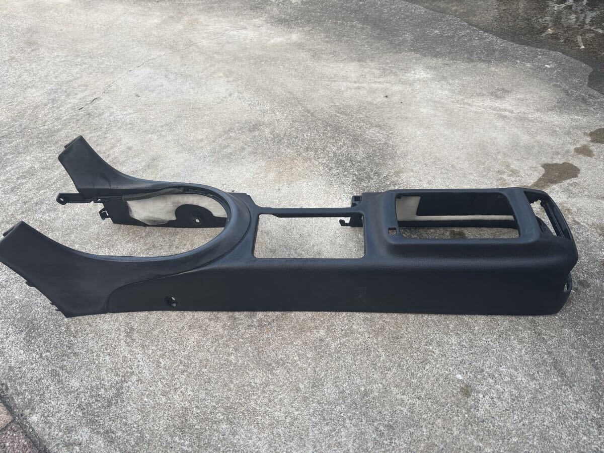 新品】K-TAKA NV350キャラバンDX用 センターコンソール 黒革シボタイプ