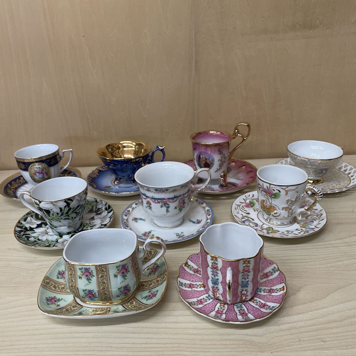 AA05771 FINE PORCELAIN ファインポーセレン カップ＆ソーサー 金彩 三 