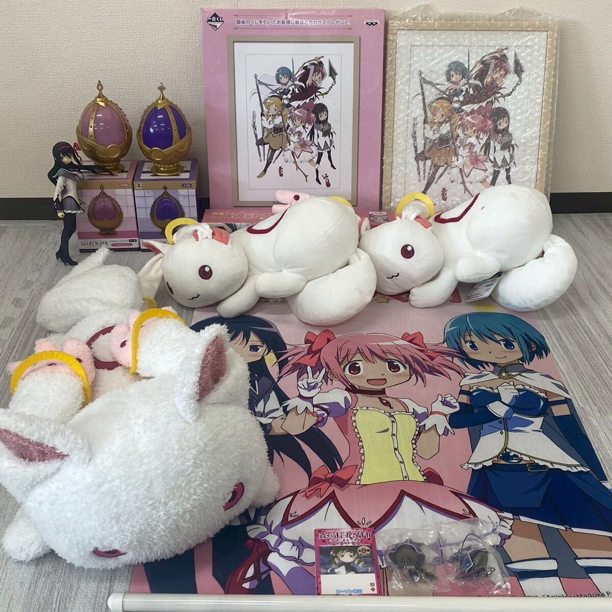 未使用】まどか☆マギカ 1BOX6種入 フィギュア＆携帯クリーナー付