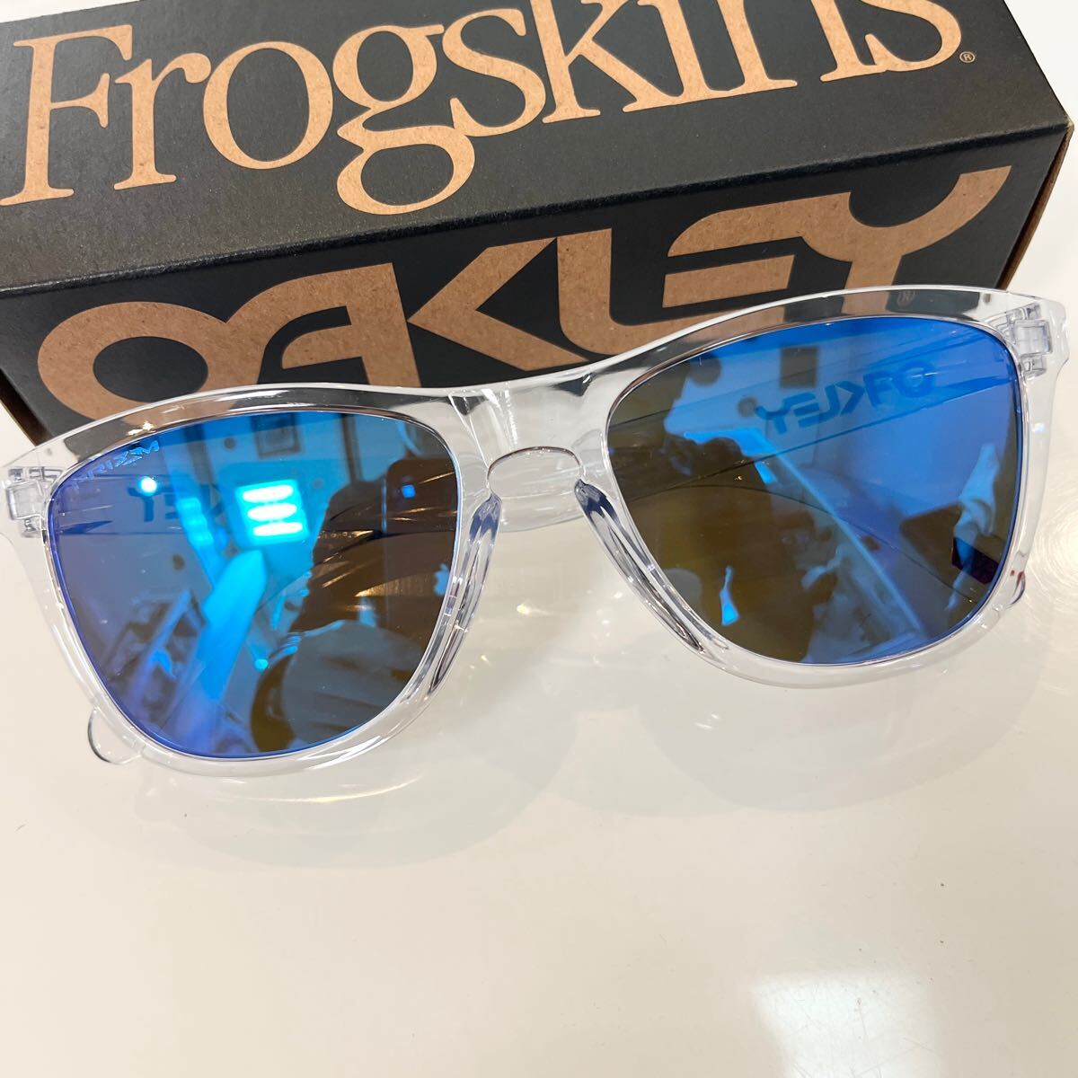 新品】限定モデル 新品 OAKLEY FROGSKINS プリズム サファイア