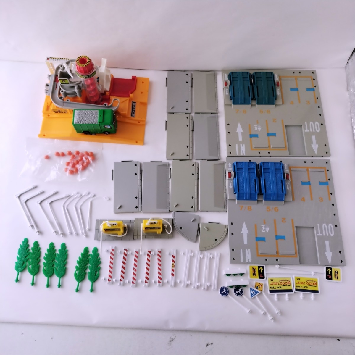 TOMY/トミー トミカタウン ビル工事現場の落札情報詳細 - Yahoo