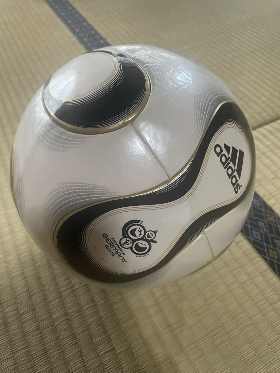 新品】adidas サッカーボール チームガイスト 試合球 FIFA Jリーグ
