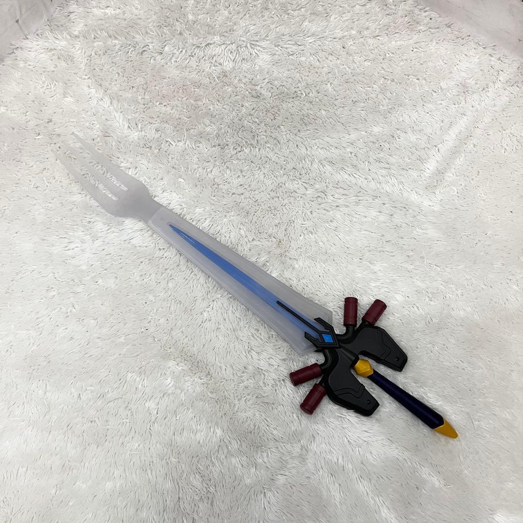 中古】最強の食器 アルテマウェポンフォーク FF30周年 当選品 日清激