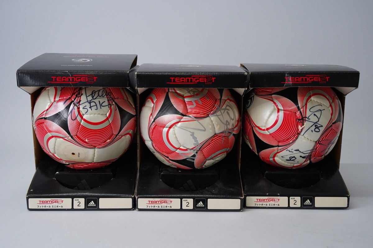 新品】送料200円(税込み220円)□kt048□アディダス サッカーボール