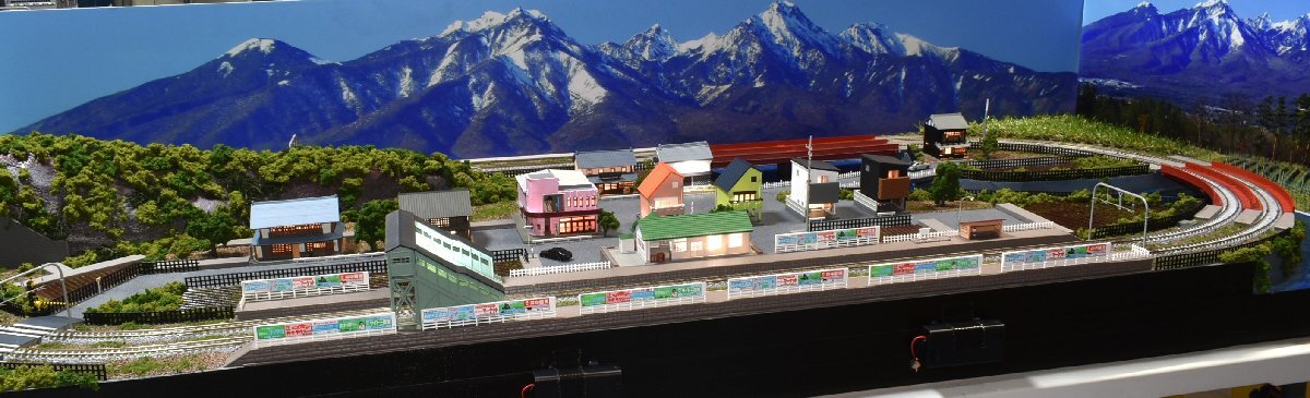 Nゲージ鉄道ジオラマレイアウト 48×35cm 『海辺の路面電車』コンパクト