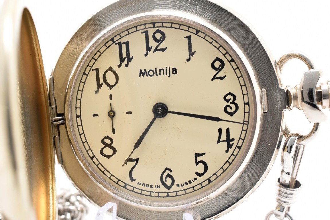 目立った傷や汚れなし】稼働品 モルニア MOLNIJA 腕時計 ロシア 旧ソ連