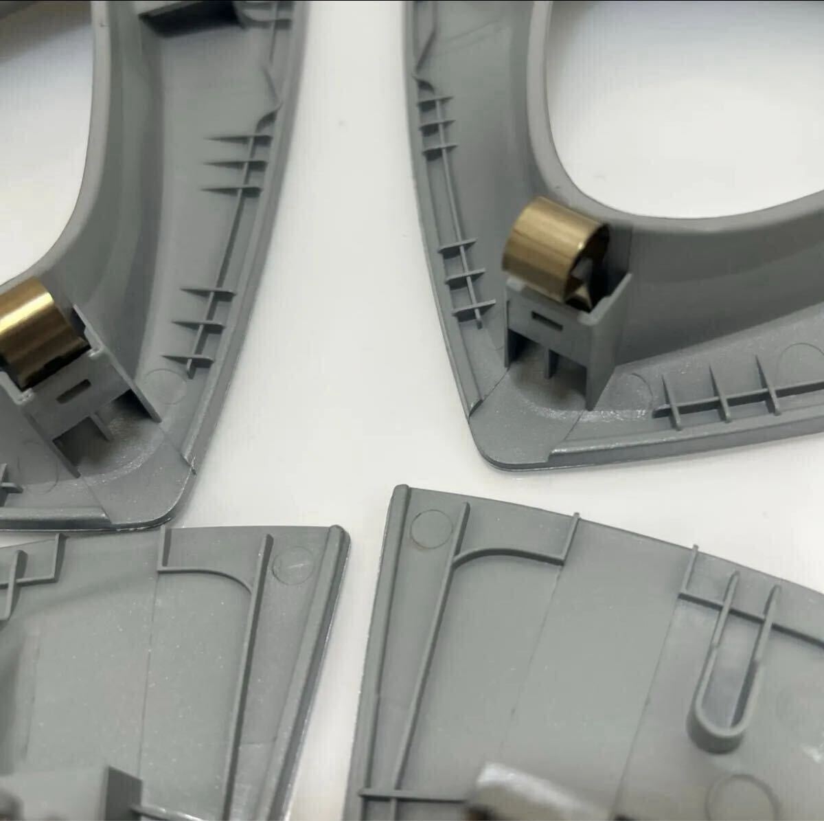トヨタ プリウス50 ホイールアクセントピース 純正シルバー黒塗装 の 