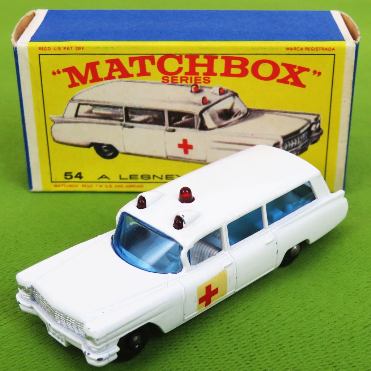 ゆうパック 送料0円 スーパーアンビュランス SUPER AMBULANCE 1/54 DK
