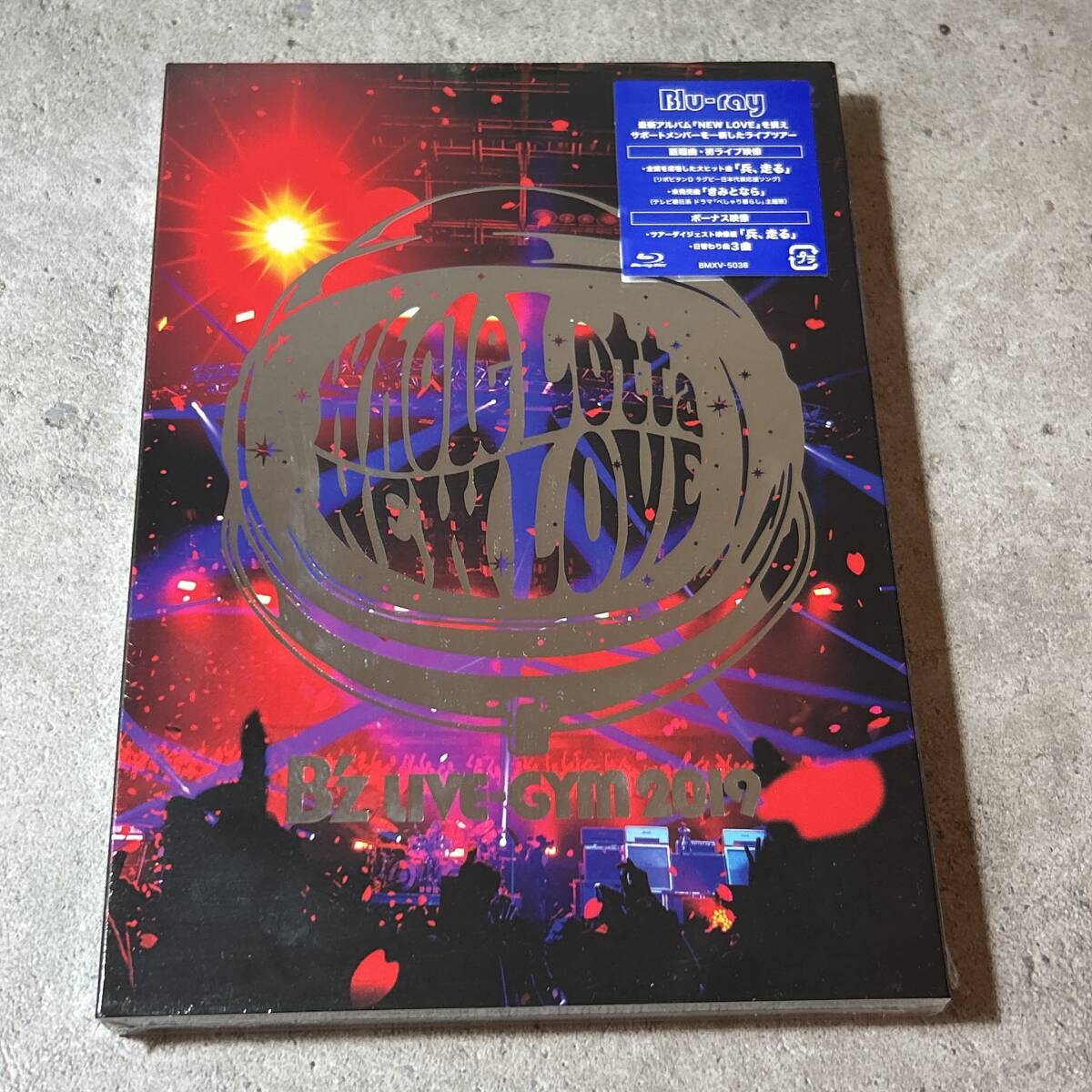 新品】B'z サイン 色紙 LIVE-GYM2019 Whole Lotta NEW LOVE 非売品