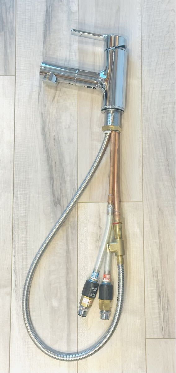 新品】9882 新品！タカギ TAKAGI 引出しシャワー水栓 JA497MN-9NTN-01