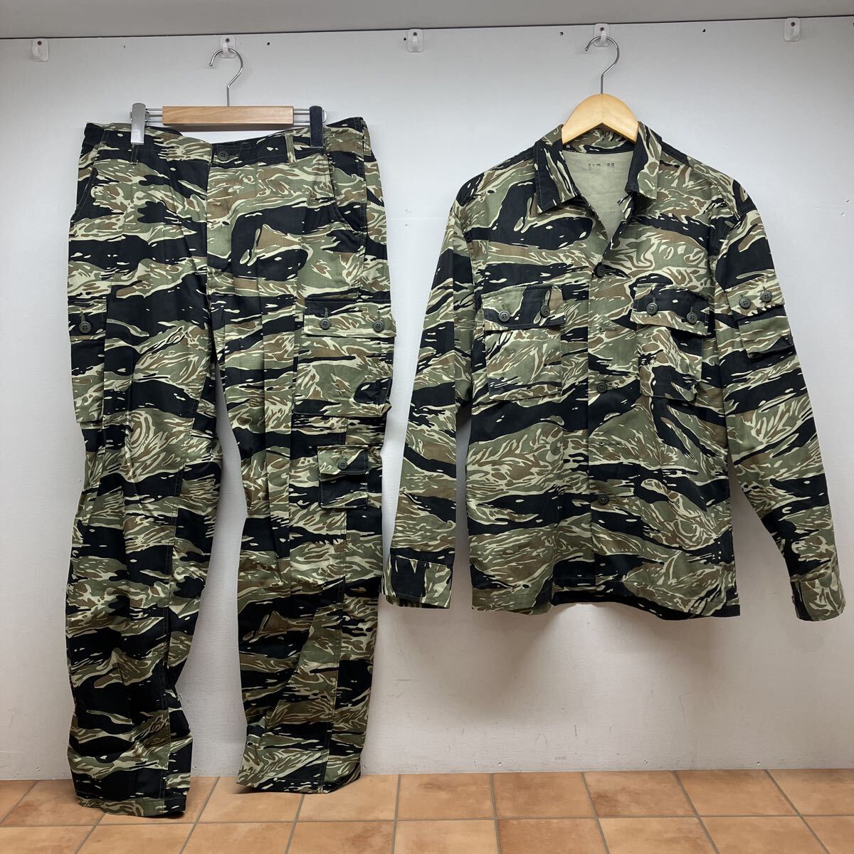 韓国軍 陸軍 デジタル 迷彩 カモフラ フィールドジャケット パンツ