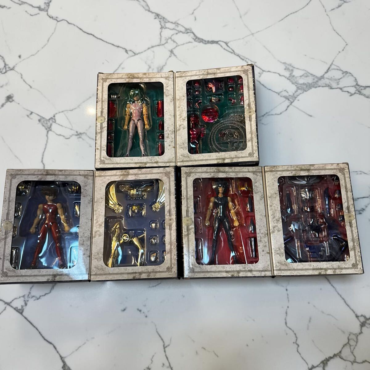 聖闘士星矢 アンドロメダの瞬 旧クロス 背景画付きセル画 その2の落札