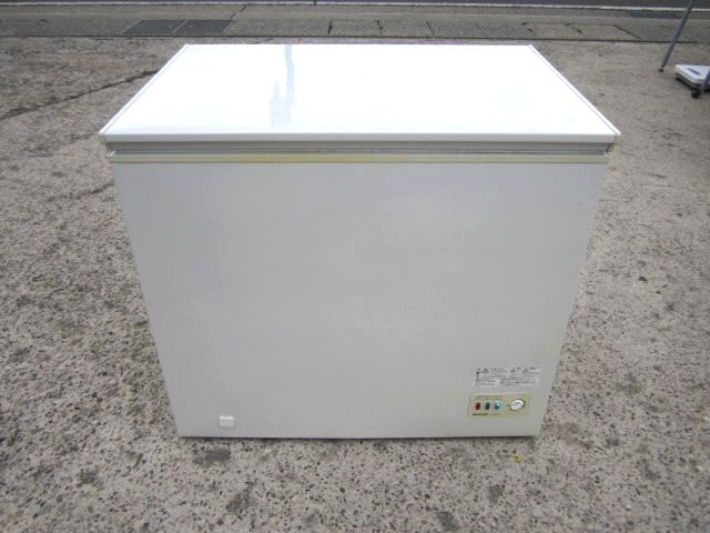 □□美品☆シャープ 直冷式 屋外設置対応冷凍ストッカー☆100L冷凍庫