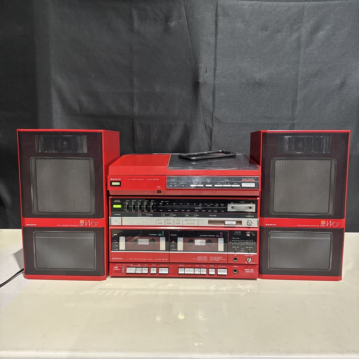 全体的に状態が悪い】SANYO サンヨー システムコンポ 昭和レトロ CD