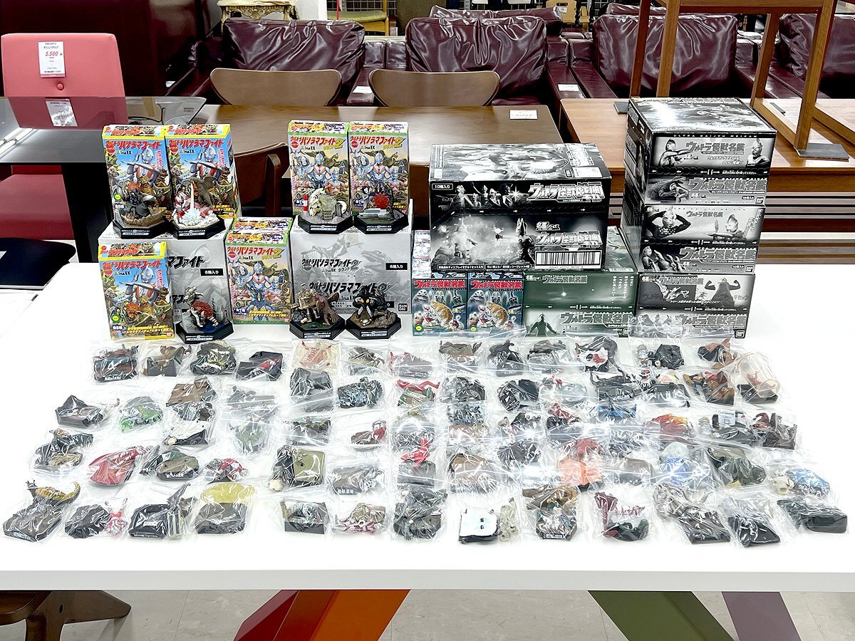 中古】【ジャンク扱い】 VHS まとめ9本 ウルトラマンなど Z31の落札