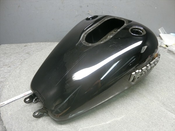 ハーレーダビッドソン純正 61165-89B フューエルタンク トリムパネル