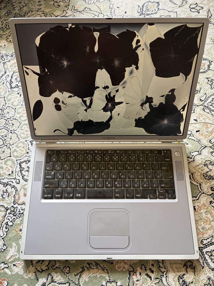 Apple PowerBook G4 15-inch “Titanium” M8407 (PowerPC G4 667MHz